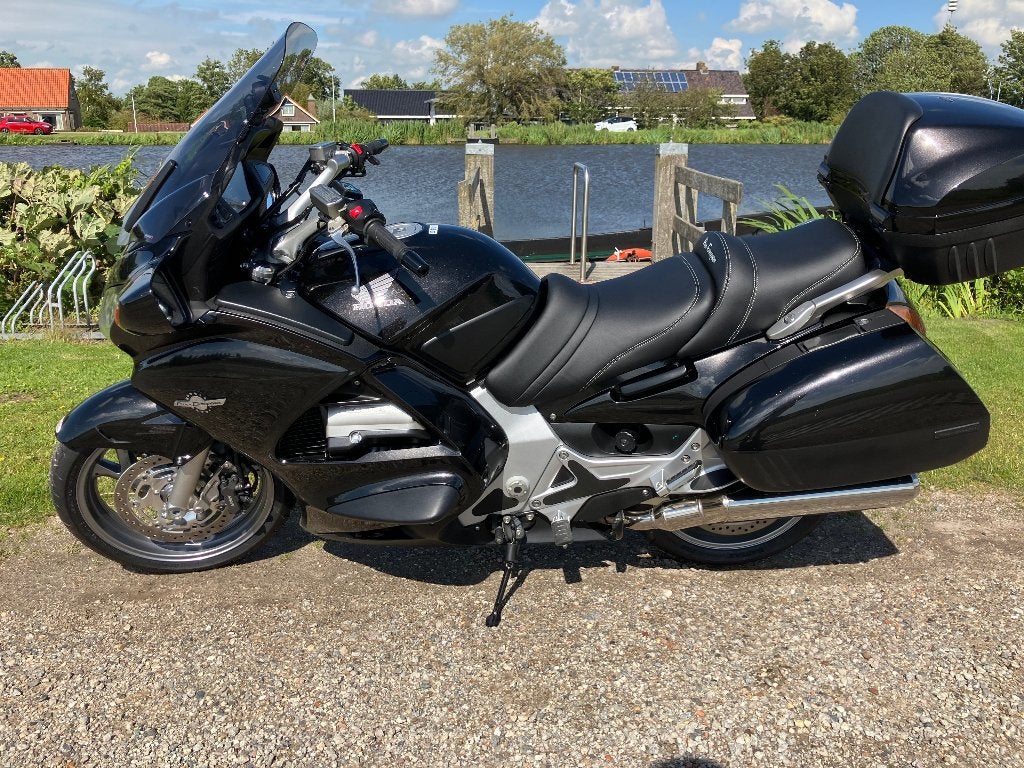 HONDA ST 1300 AE Pan European, bouwjaar 2016, "24730 km", 4 cilinders, Motorrijbewijs A, Gebruikt, Particulier