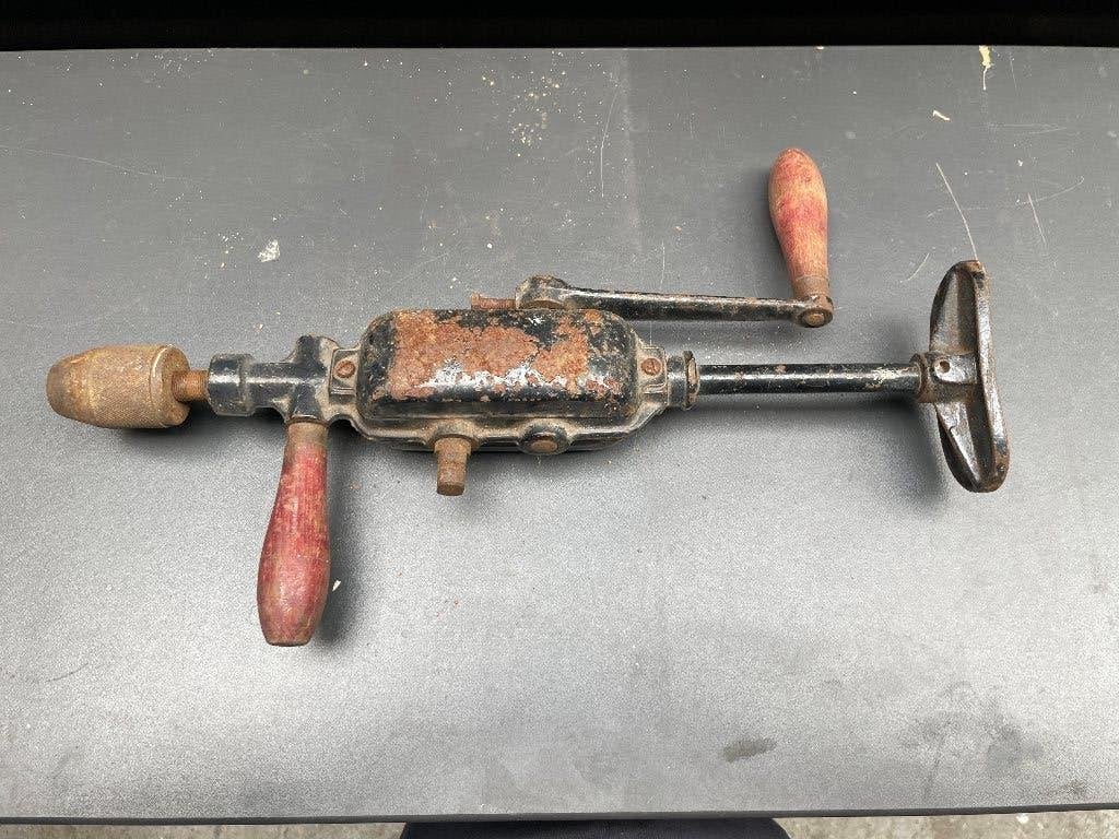 Vintage handboor Industriële boor Antiek Hand Boor Machine, Antiek en Kunst, Antiek | Gereedschap en Instrumenten, Ophalen