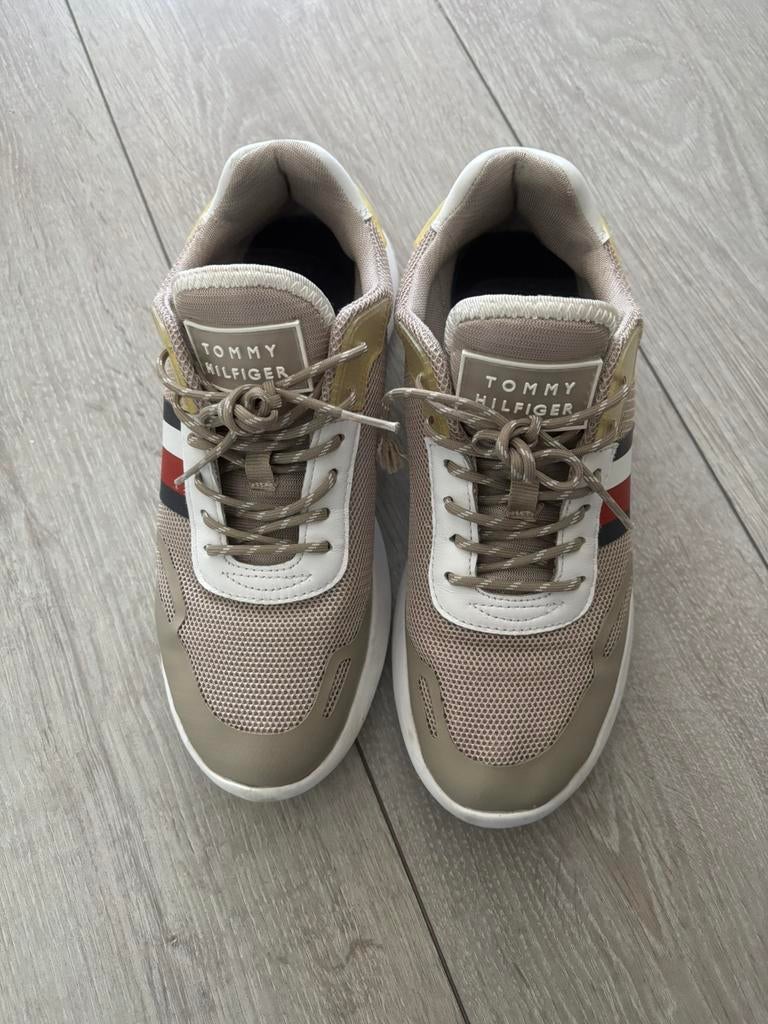 Tommy Hilfiger schoenen maat 38, Ophalen of Verzenden, Zo goed als nieuw, Jongetje, Schoentjes