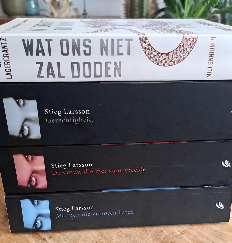 Stieg Larsson Millennium serie - 4 boeken, Boeken, Ophalen of Verzenden, Gelezen, Stieg Larsson, Nederland