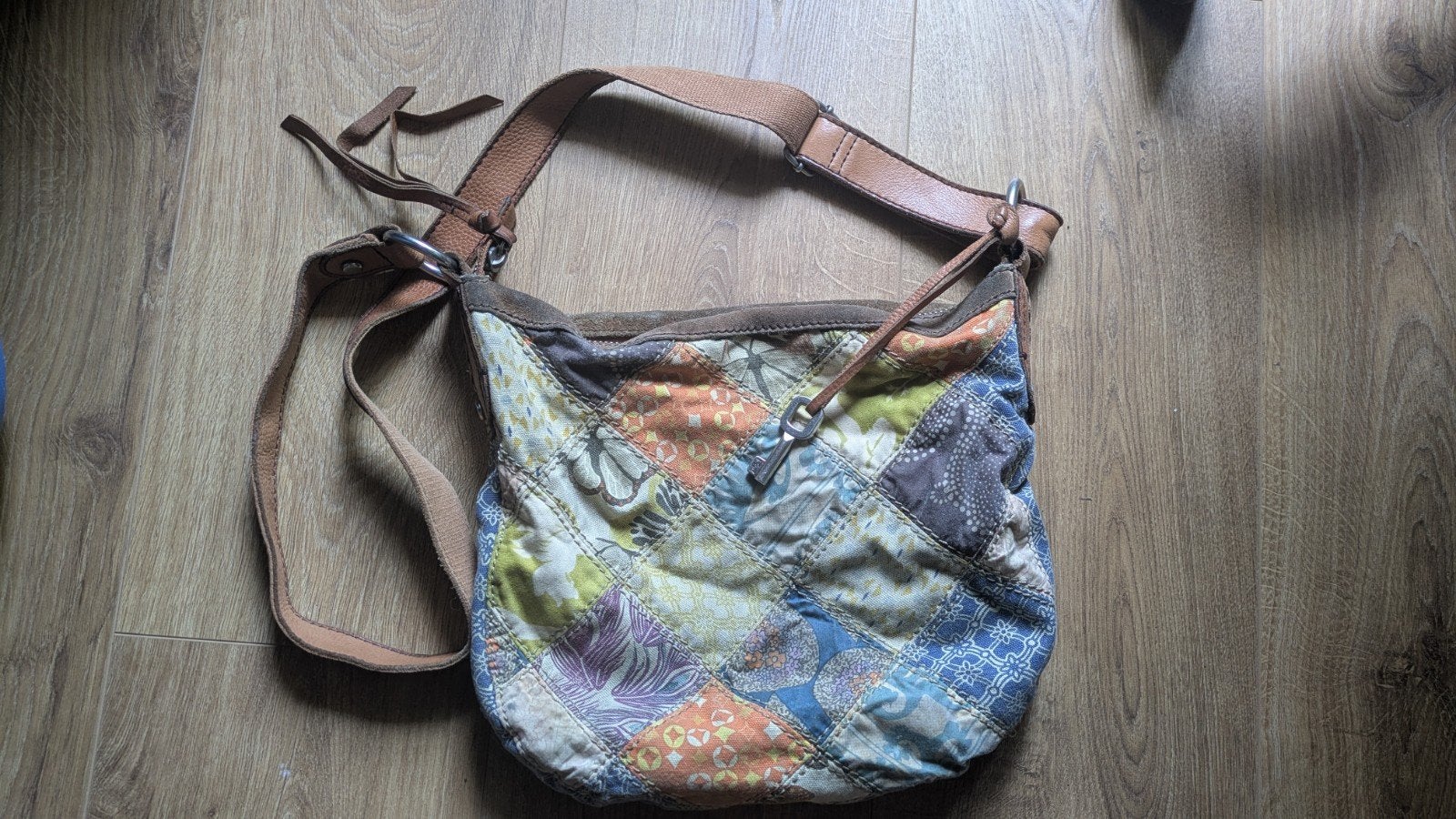 Fossil Patchwork Schoudertas - Uniek en Stijlvol, Ophalen of Verzenden, Gebruikt, Overige kleuren, Schoudertasje