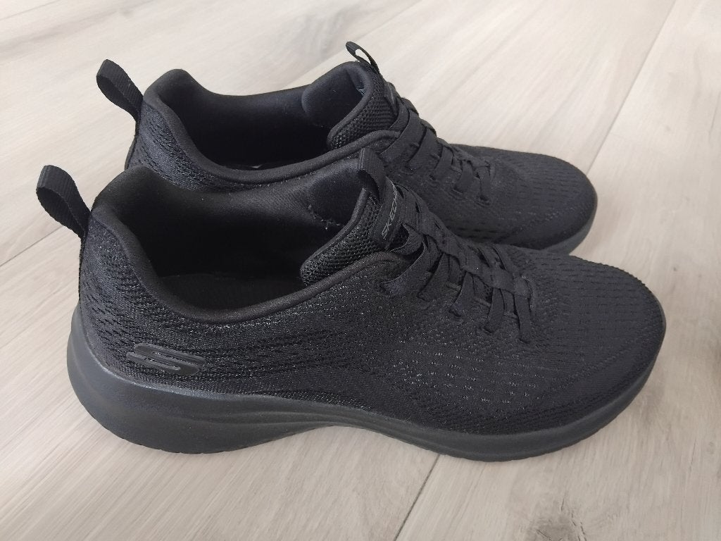 Skechers Memory Foam sneakers – kleur: zwart – maat 38, Skechers, Zwart, Ophalen of Verzenden, Sneakers of Gympen