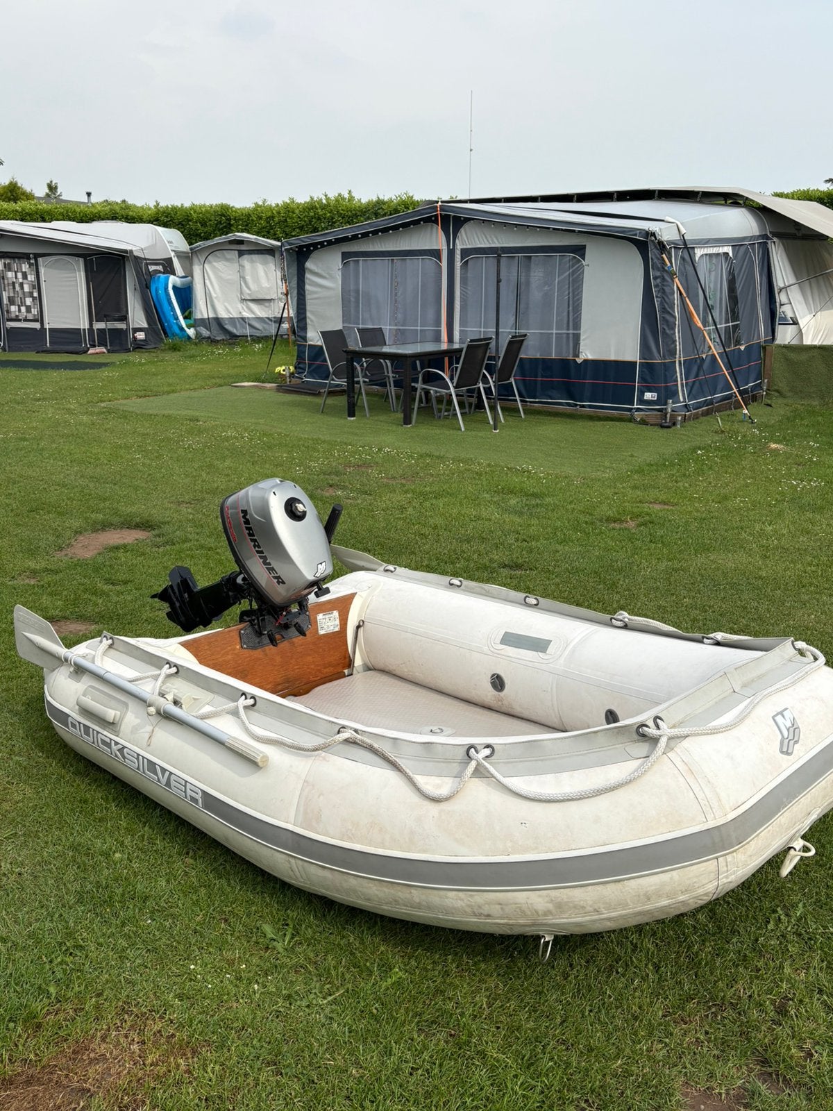 Rubberboot 2.50m met een mariner 4 pk 4 takt, Ophalen, Gebruikt, Overige typen, Motorboot
