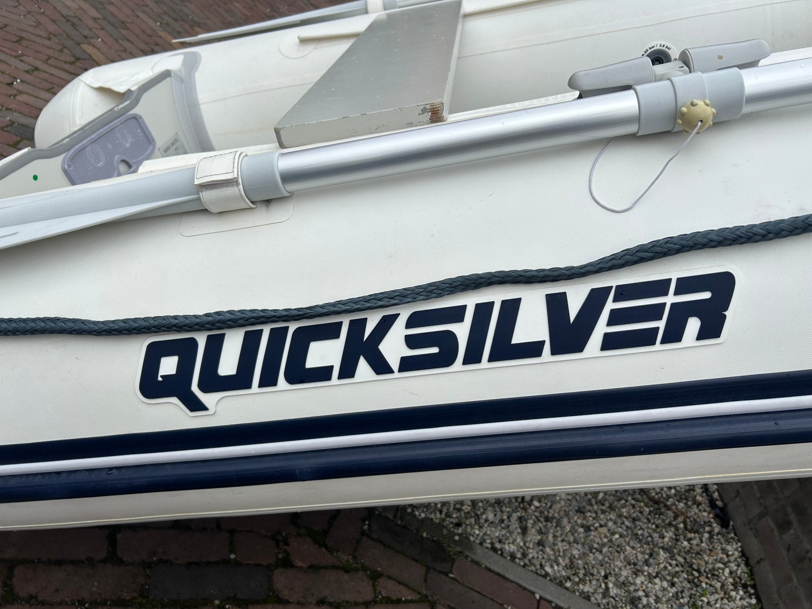 Quicksilver 300 airdeck met Mercury 6 pk, zgan., Watersport en Boten, Ophalen, Airdeck, Peddels, 6 pk
