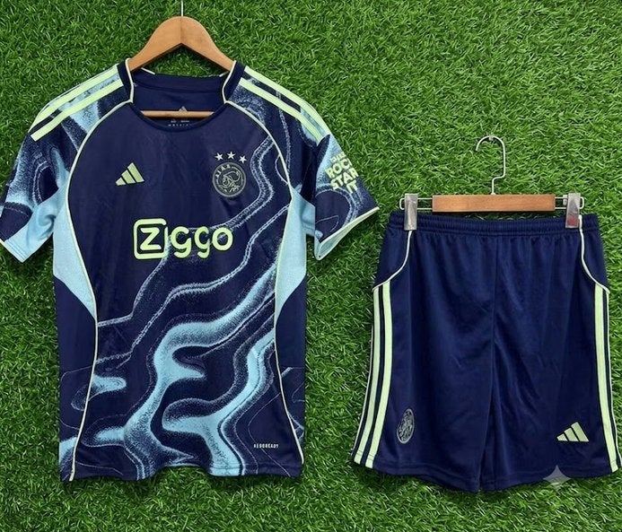 Ajax Uittenue 25 26 Kinderen + Volwassenen, Maat XS of kleiner, Verzenden, Nieuw, Set