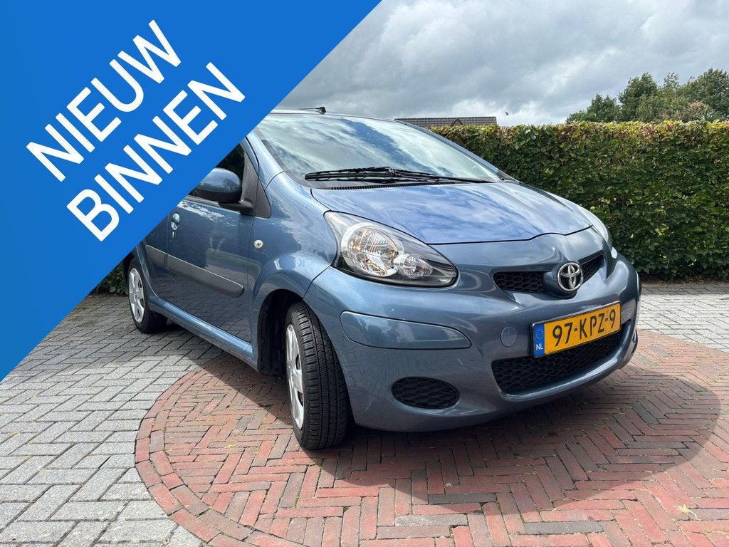 Toyota Aygo 1.0-12V Comfort, Voorwielaandrijving, Stof, Gebruikt, 68 pk