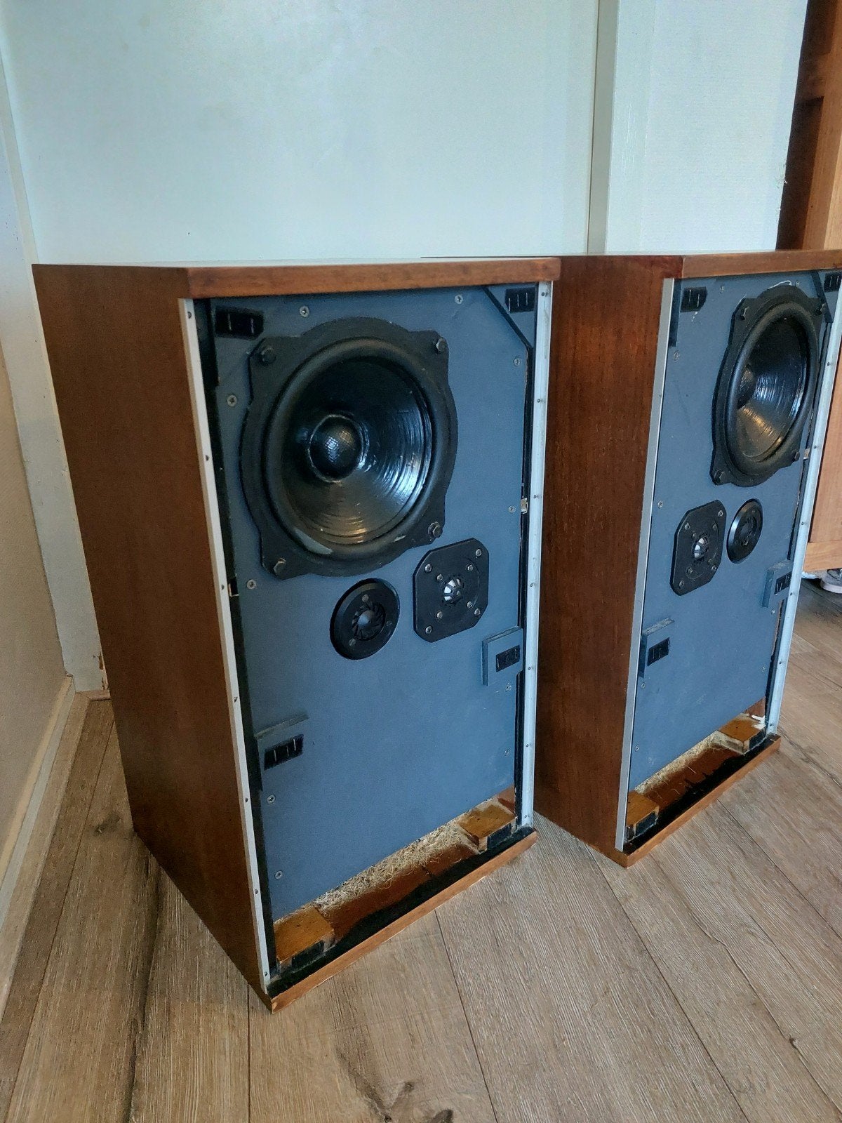 B&W DM2 ( Eerste versie ), Audio, Tv en Foto, Luidsprekers, Ophalen, Stereo speakers, Gebruikt, 60 tot 120 watt