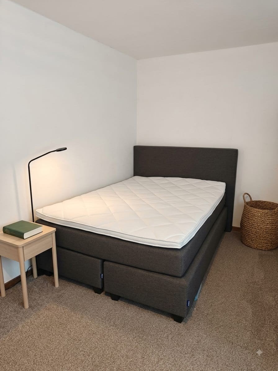 Karlsson Boxspring bed - 140x200 cm, Huis en Inrichting, Slaapkamer | Boxsprings, Ophalen, Tweepersoons, 140 cm, Zo goed als nieuw