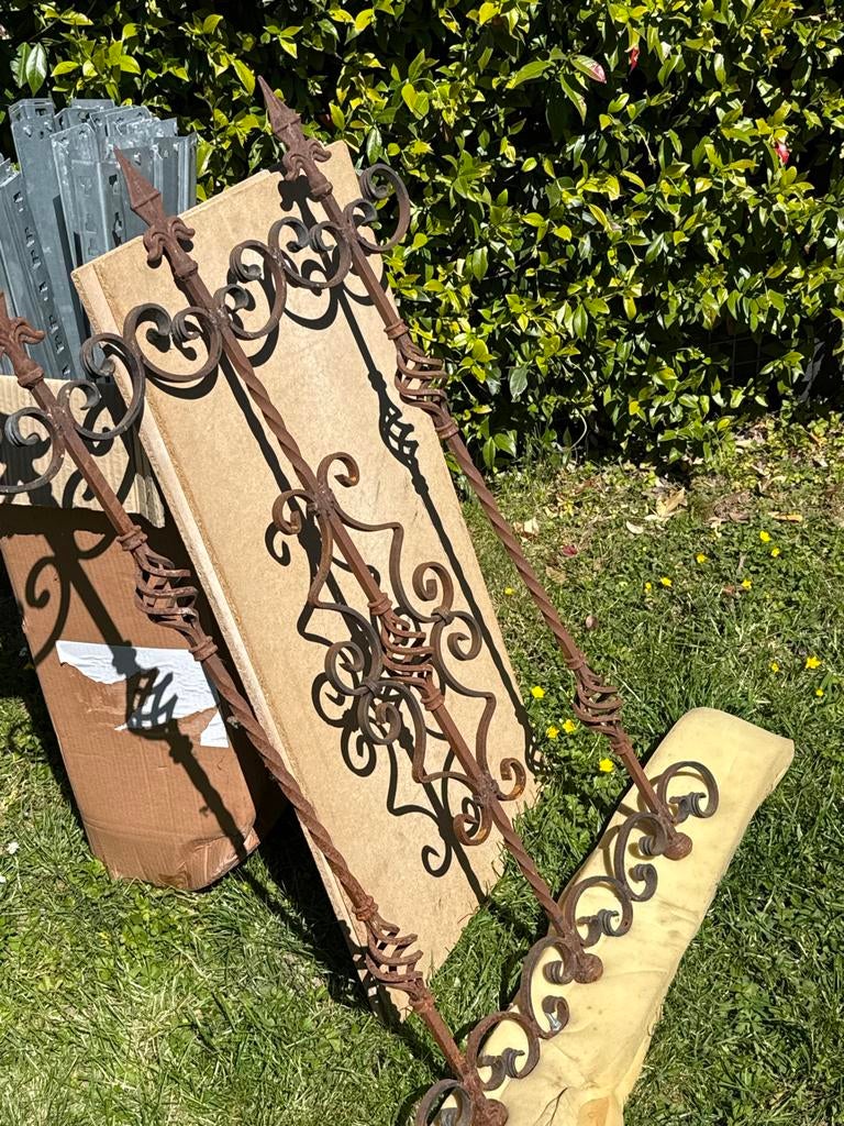 Antieke smeedijzeren balustrade / hekwerk elementen, Ophalen of Verzenden