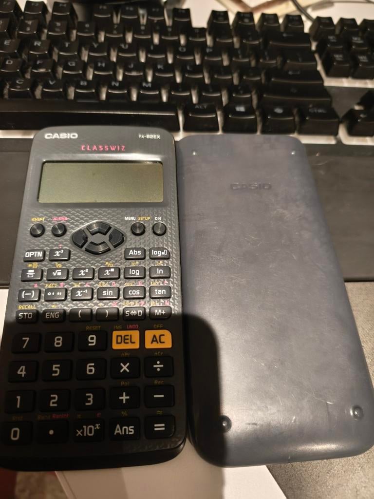 Casio classwiz fx 82ex (Wetenschappelijk), Ophalen, Gebruikt