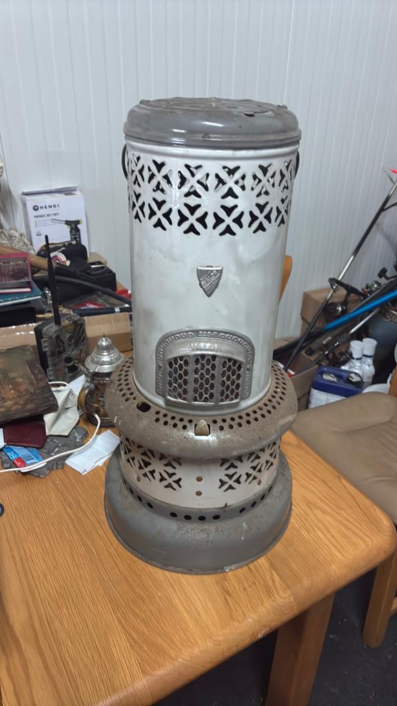 Vintage Petroleumkachel - Decoratief en Functioneel, Huis en Inrichting, Kachels, Ophalen, Gebruikt, Overige brandstoffen, Petroleumkachel