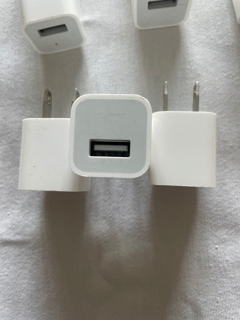 Originele Apple USB-lader USA stekker – Nieuw – €6, Telecommunicatie, Mobiele telefoons | Telefoon-opladers, Verzenden, Nieuw