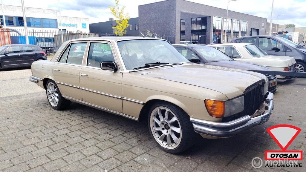 Mercedes W166 280S 1974 Automaat Oldtimer Start niet?, Auto's, Automaat, Achterwielaandrijving, Gebruikt, Beige