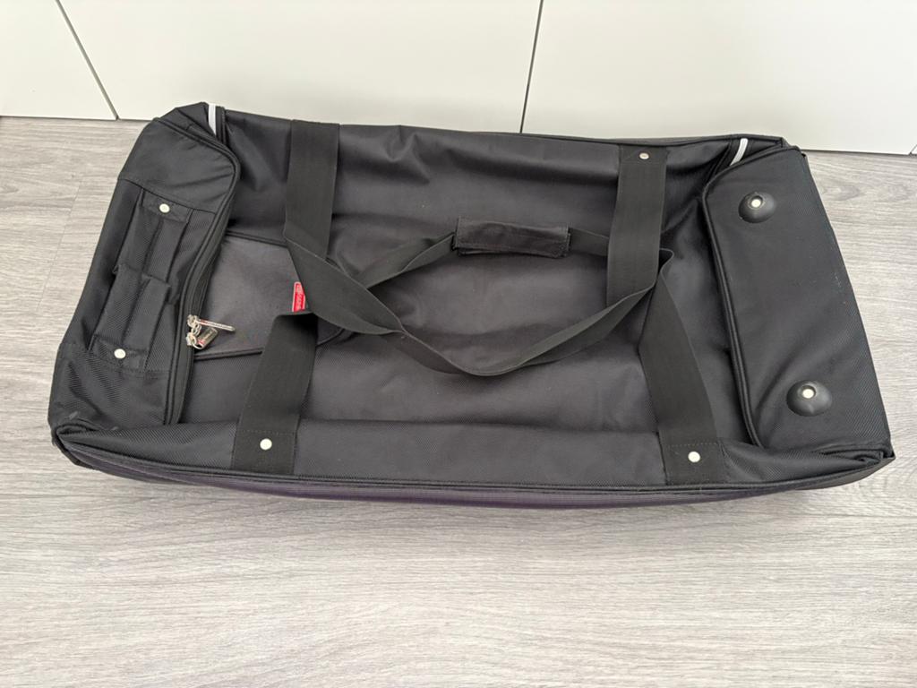 Car Bags reistassen Nissan Qashqai (J11), Sieraden, Tassen en Uiterlijk, Tassen | Reistassen en Weekendtassen, Ophalen, Zo goed als nieuw