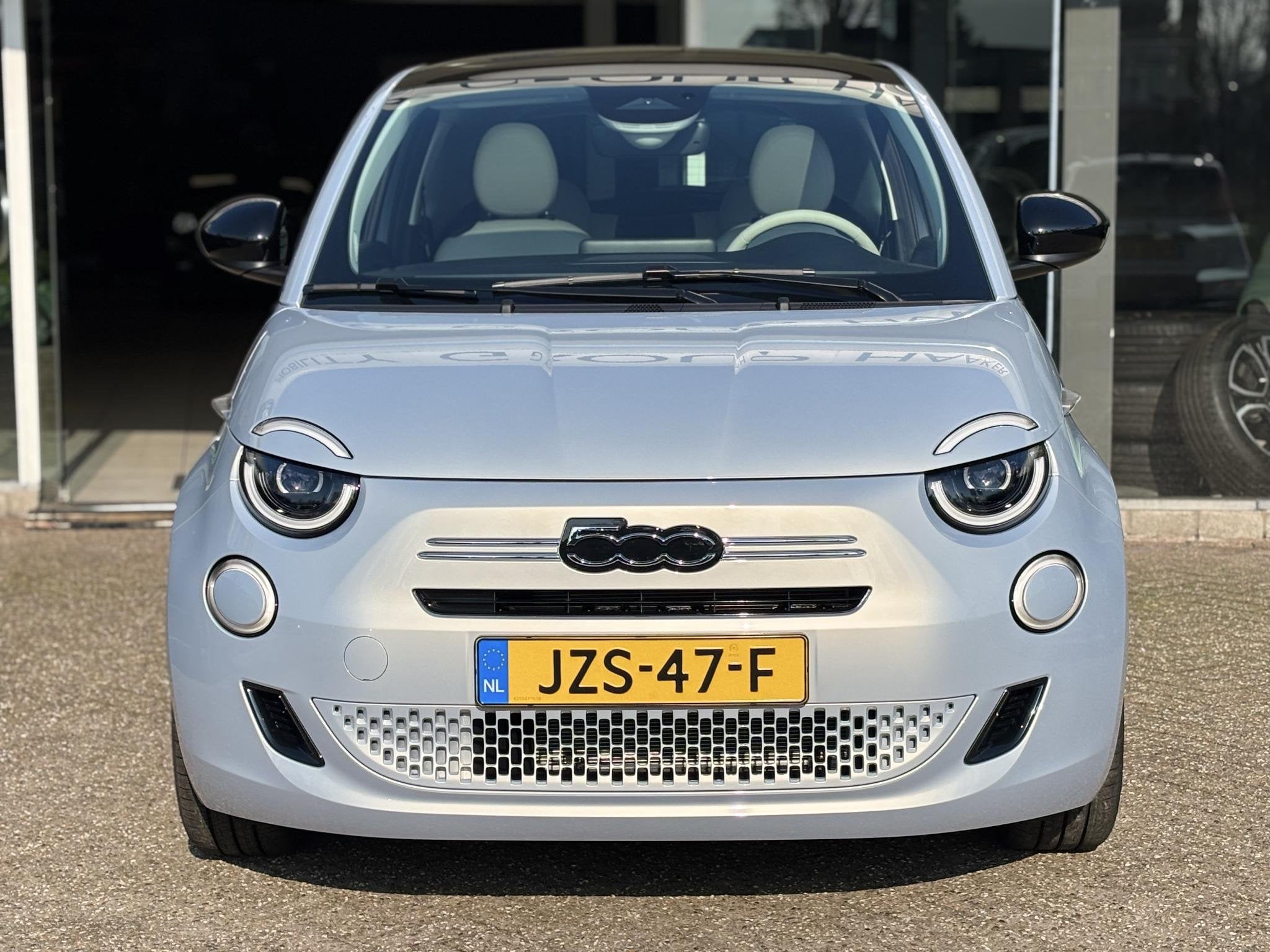 Fiat 500 1.0 Hybrid La Prima | Apple-Android | Panoramadak |, Auto's, Gebruikt, Euro 6, 4 stoelen, Wit