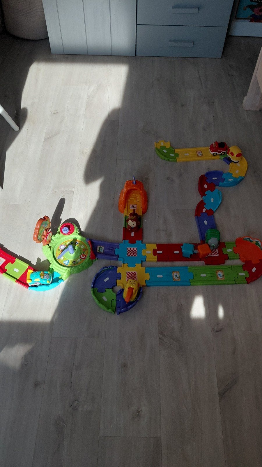 VTech Toet Toet Auto's met 4 auto's en Anne aap, Ophalen of Verzenden, Gebruikt