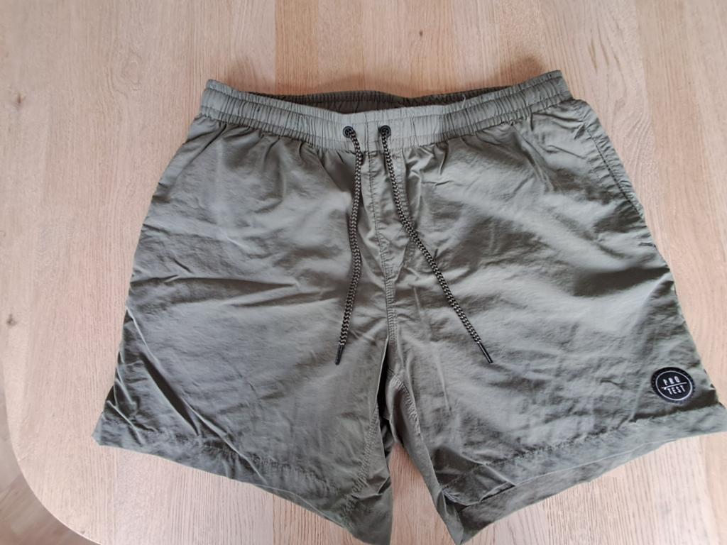 Zwemshort maat M Protest, Postzegels en Munten, Munten en Bankbiljetten | Verzamelingen, Ophalen of Verzenden, Buitenland, Munten