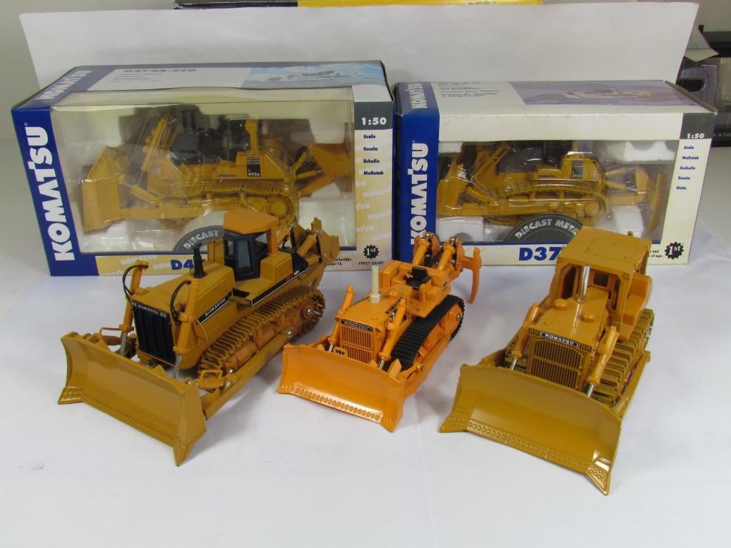 KOMATSU bulldozers - kavel van 5 stuks, Ophalen of Verzenden, Nieuw, Overige typen, Overige merken