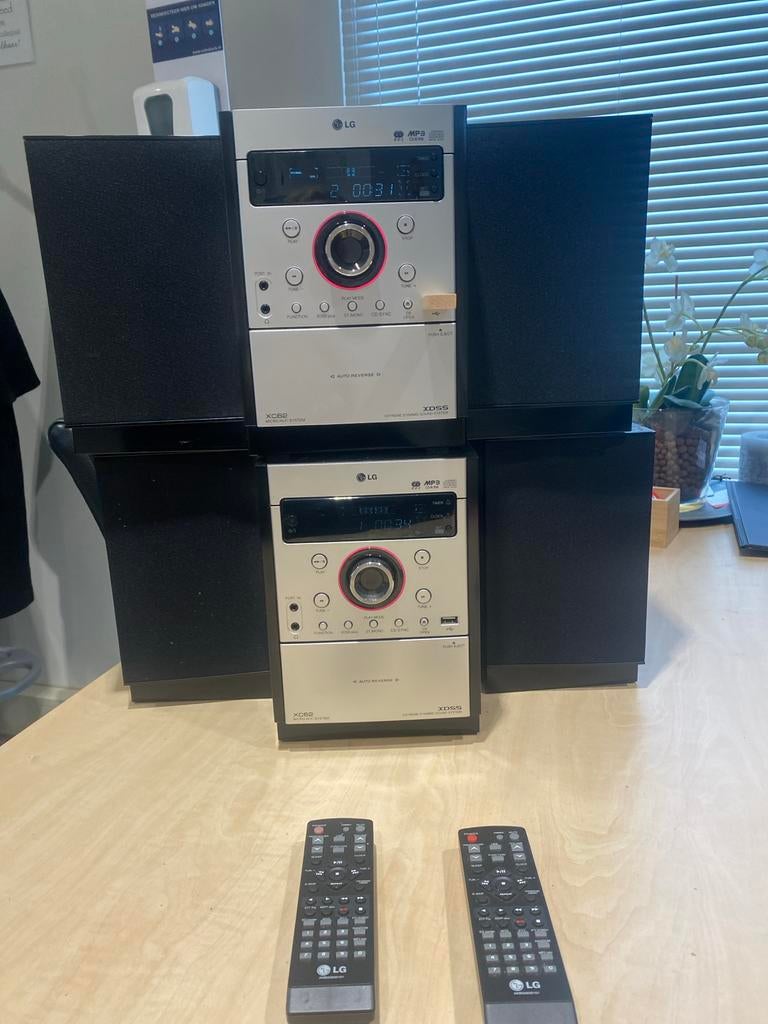 2x LG Micro Hifi Systeem XC62 met CD, Radio, USB & Cassette, Audio, Tv en Foto, Stereo-sets, Gebruikt, Cassettedeck, Microset