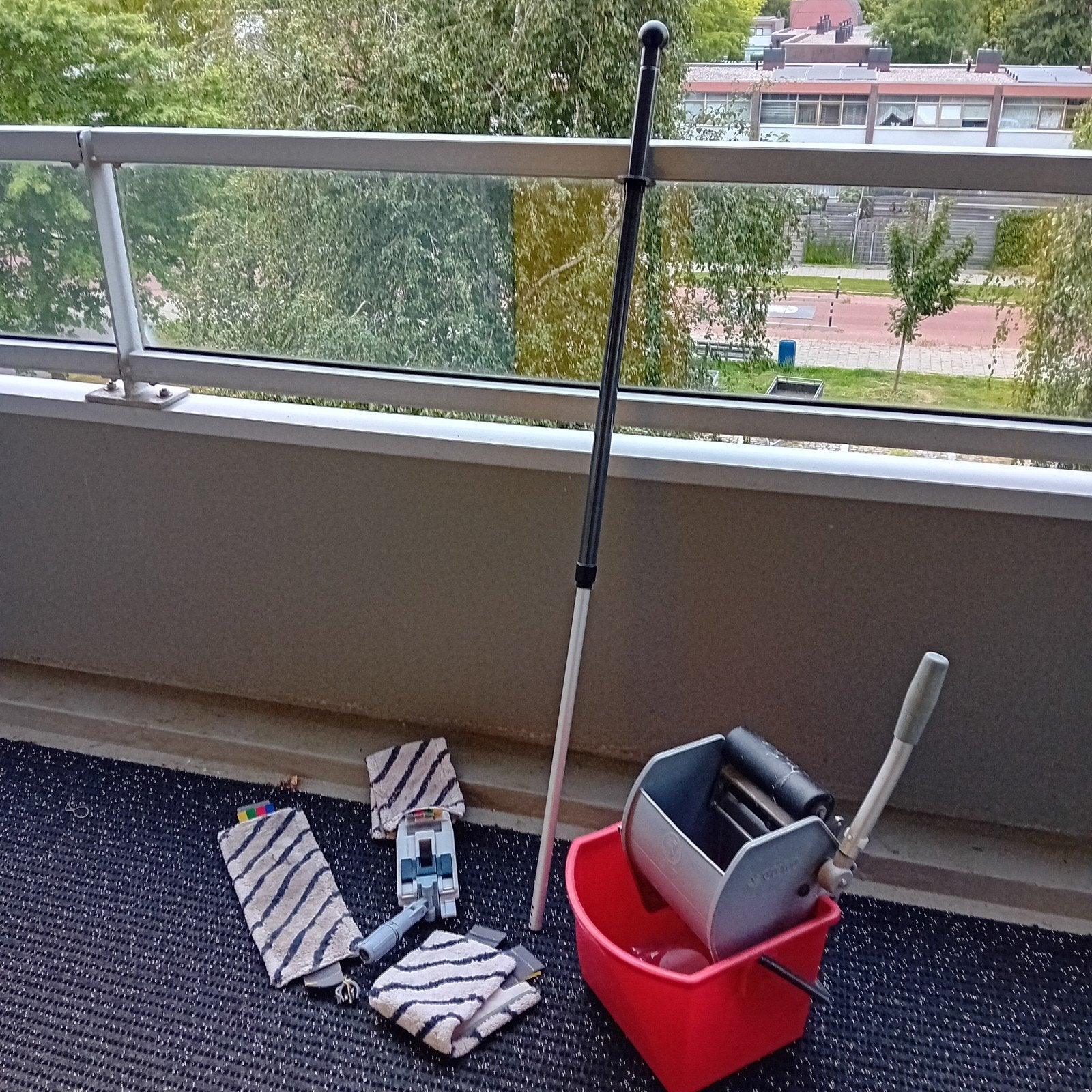 Mopset met dweil, emmer en wringer, Ophalen of Verzenden, Mop of Dweil