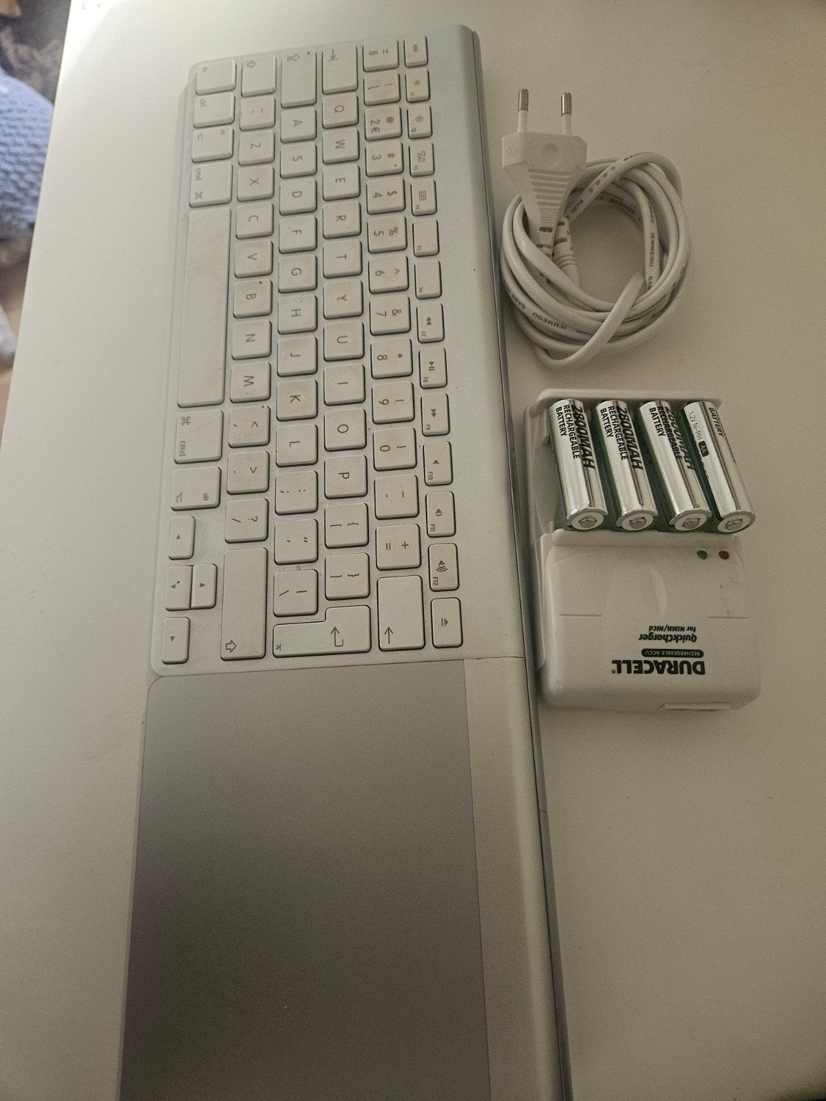 Apple Magic Keyboard, Trackpad en Oplader, Gebruikt, Ophalen of Verzenden, Draadloos, Qwerty