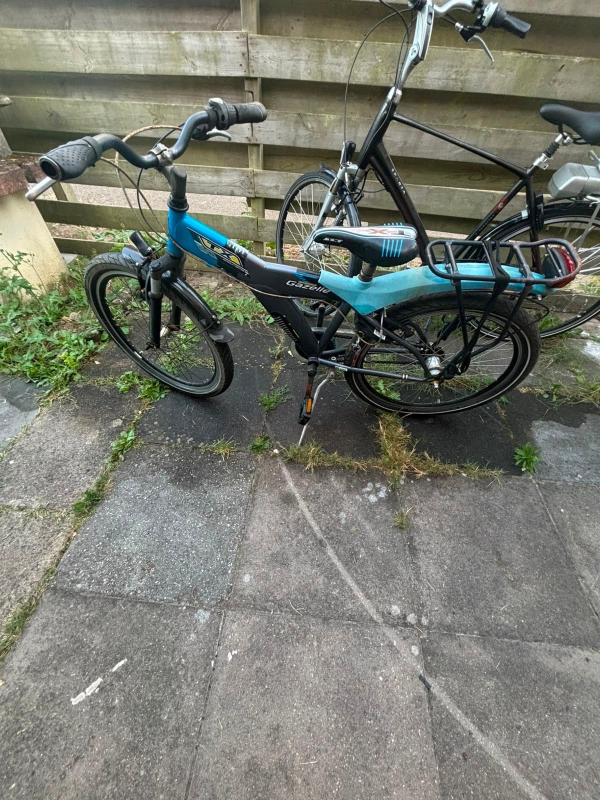 Gazelle fiets 38cm frame, 24 inch banden, 3 versnellingen, Ophalen, Terugtraprem, Handrem, Gebruikt