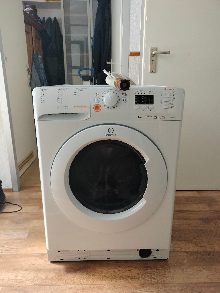 INDESIT INNEX wasmachine 7 kg een paar maanden oud te koop., Witgoed en Apparatuur, Wasmachines, Ophalen, Energieklasse A of zuiniger