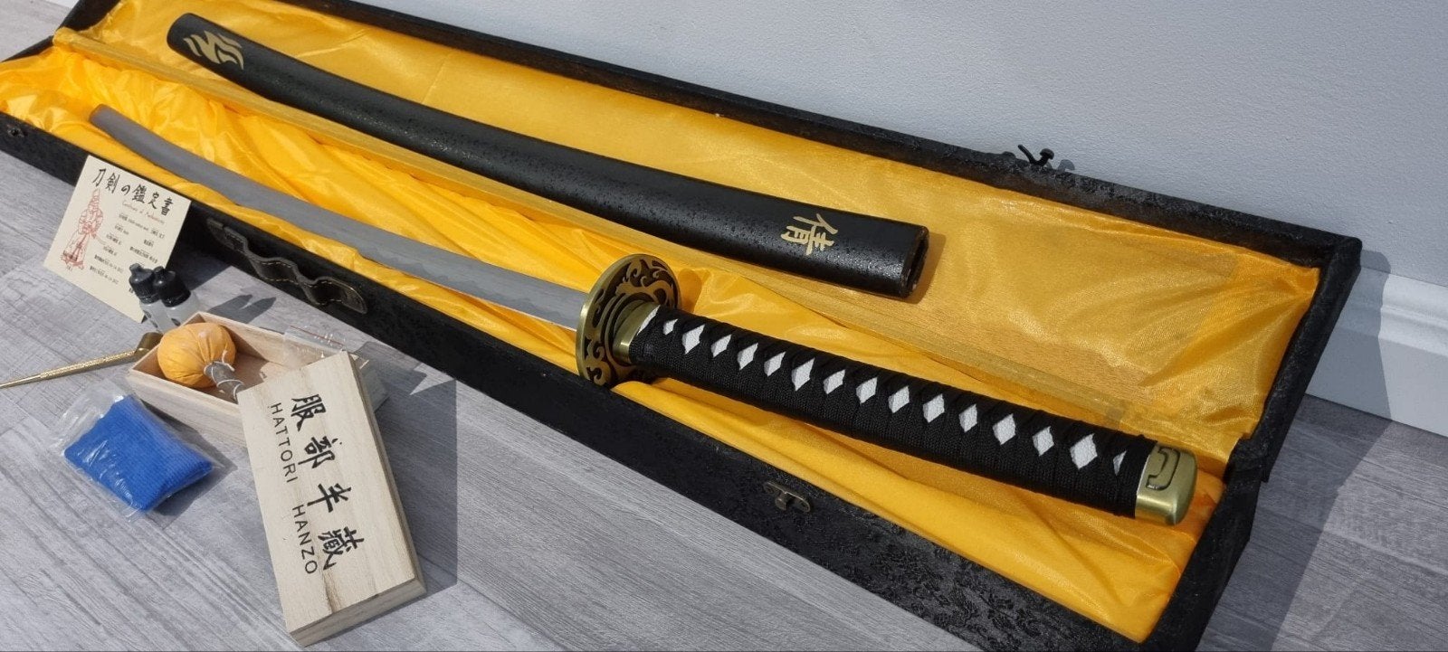 Scherp katana zwaard, samurai zwaarden, sabel, mes, dolk

Sc, Ophalen of Verzenden, Overige soorten, Azië, Zwaard of Sabel