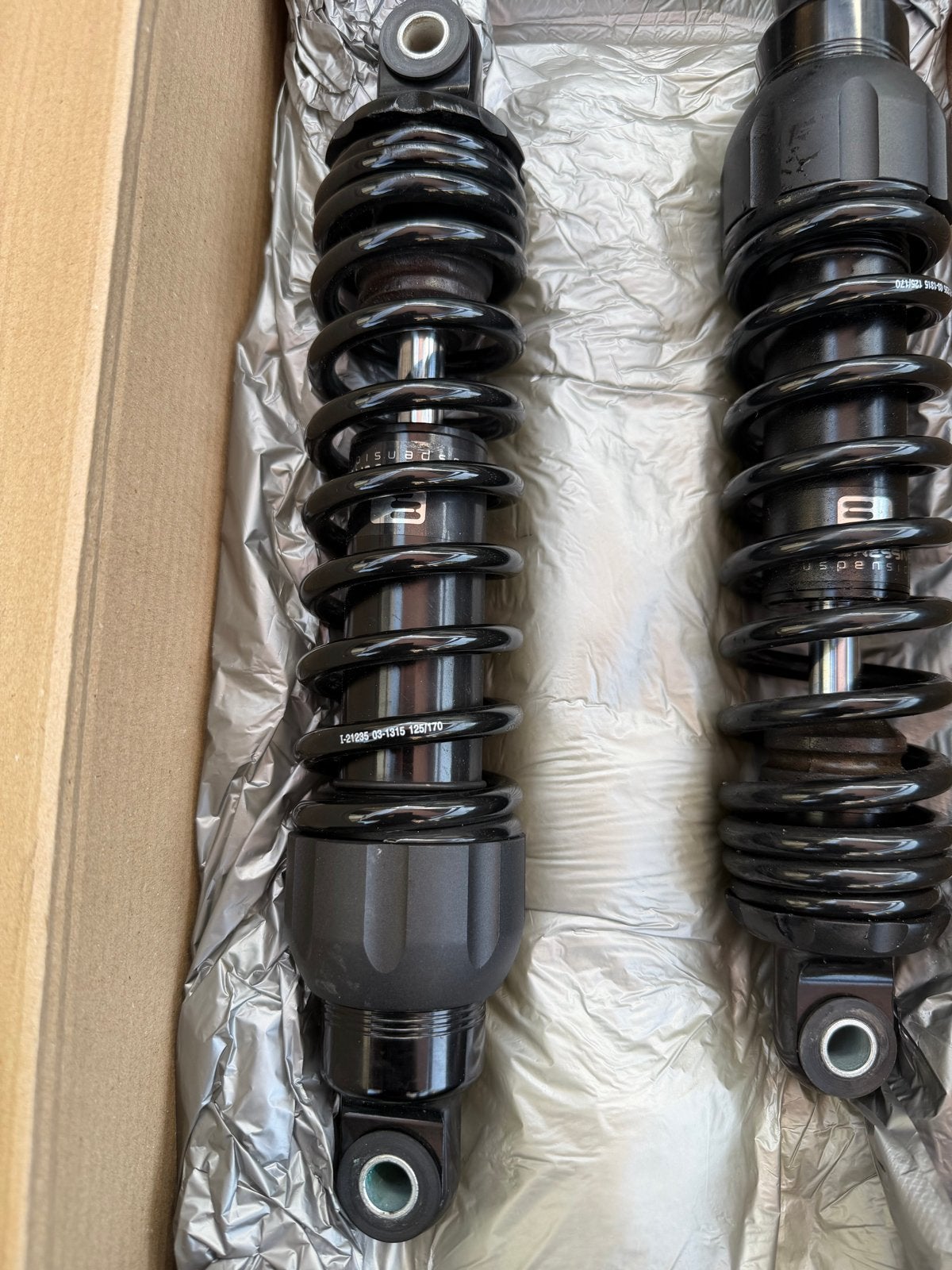 schokdempers voor Harley davidson vrod (set van 2), Motoren, Onderdelen | Harley-Davidson, Ophalen, Nieuw