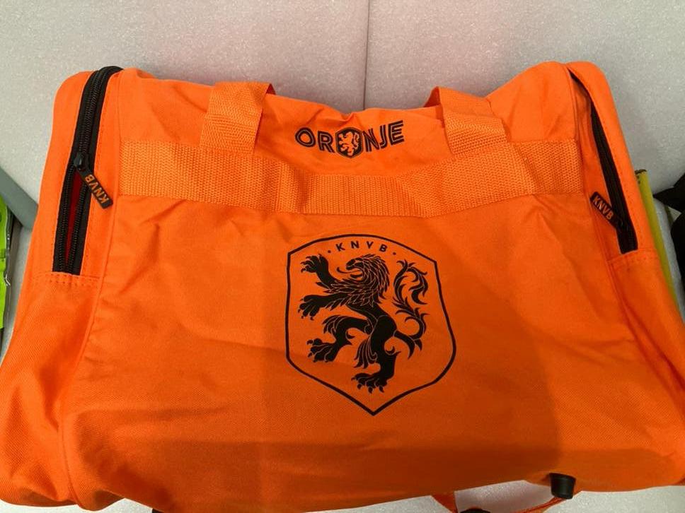 KNVB Sporttas - Oranje met Leeuw Logo - Nieuw, Overige typen, Nieuw, Oranje, 30 tot 40 cm