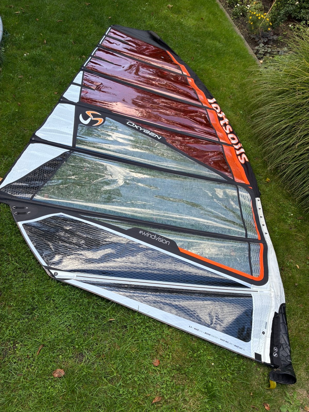 Loftsails Oxygen 8.5   &  Loftsails 490 TE 490 C100 mast, Ophalen, Zo goed als nieuw, Overige typen