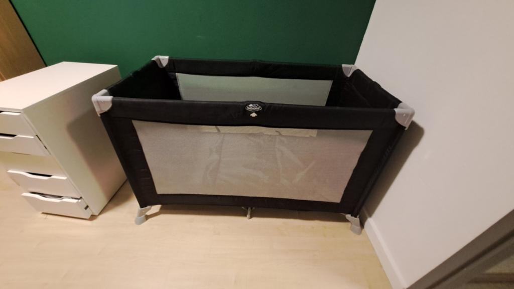 Inklapbaar campingbedje/box, Ophalen, Zo goed als nieuw, Minder dan 140 cm, Matras