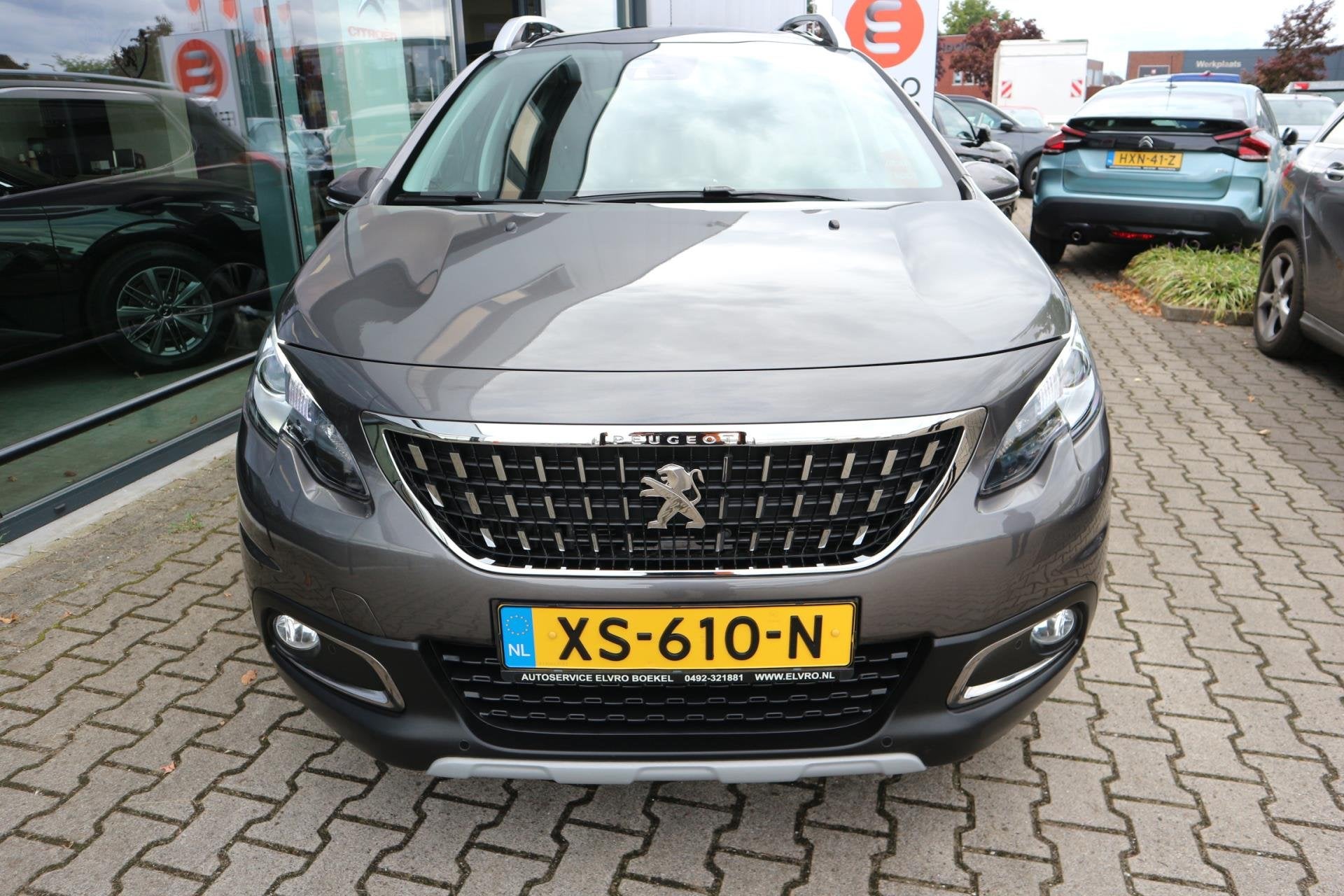 Peugeot 2008 1.2 PureTech Allure Pack Premium Plus 130PK NAV, Auto's, 12 maanden, 1199 cc, 610 kg, Leder