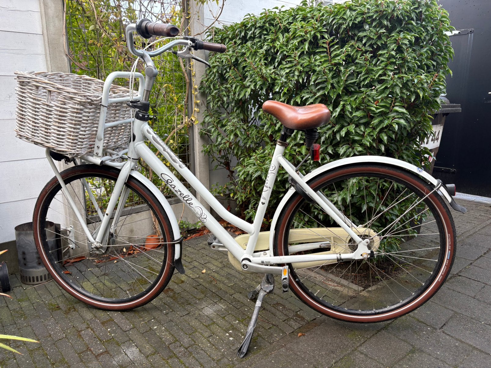Gazelle Miss Grace damesfiets – 7 versnellingen – met mand, Ophalen, Terugtraprem, Gebruikt, Dubbele standaard
