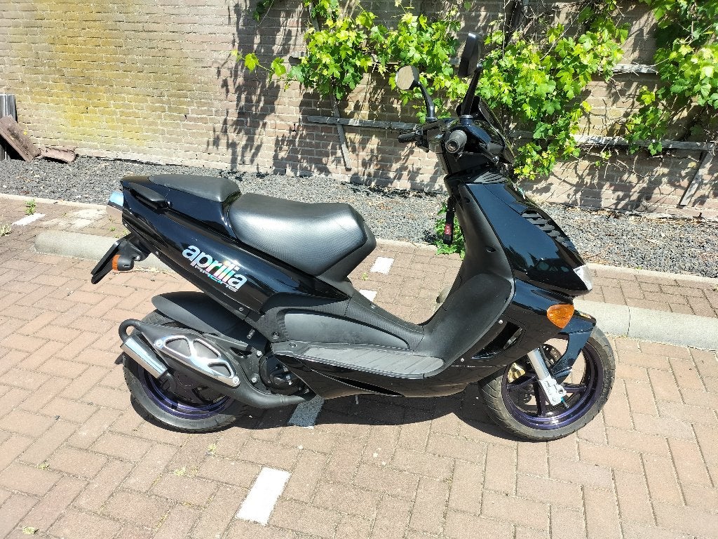 Aprilia sr 50 LC DD, Fietsen en Brommers, Scooters | Aprilia, Ophalen, Tweetakt, Gebruikt, Maximaal 45 km/u