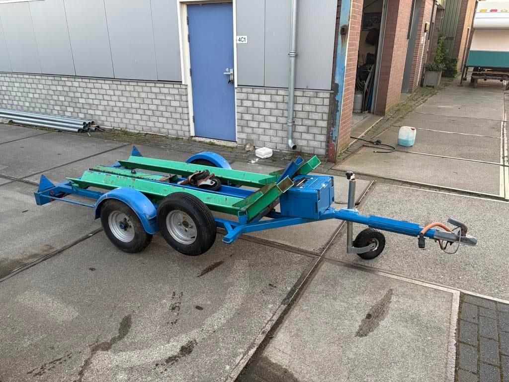 Motor kar, Ophalen, Zo goed als nieuw