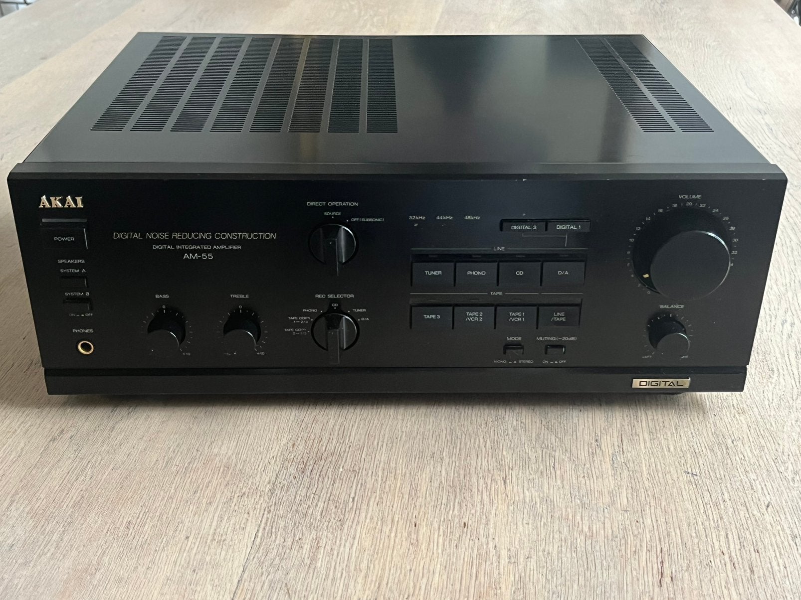 AKAI AM-55 Stereo Versterker | 80 W | Phono | DAC, Gebruikt, 120 watt of meer, Stereo, Ophalen