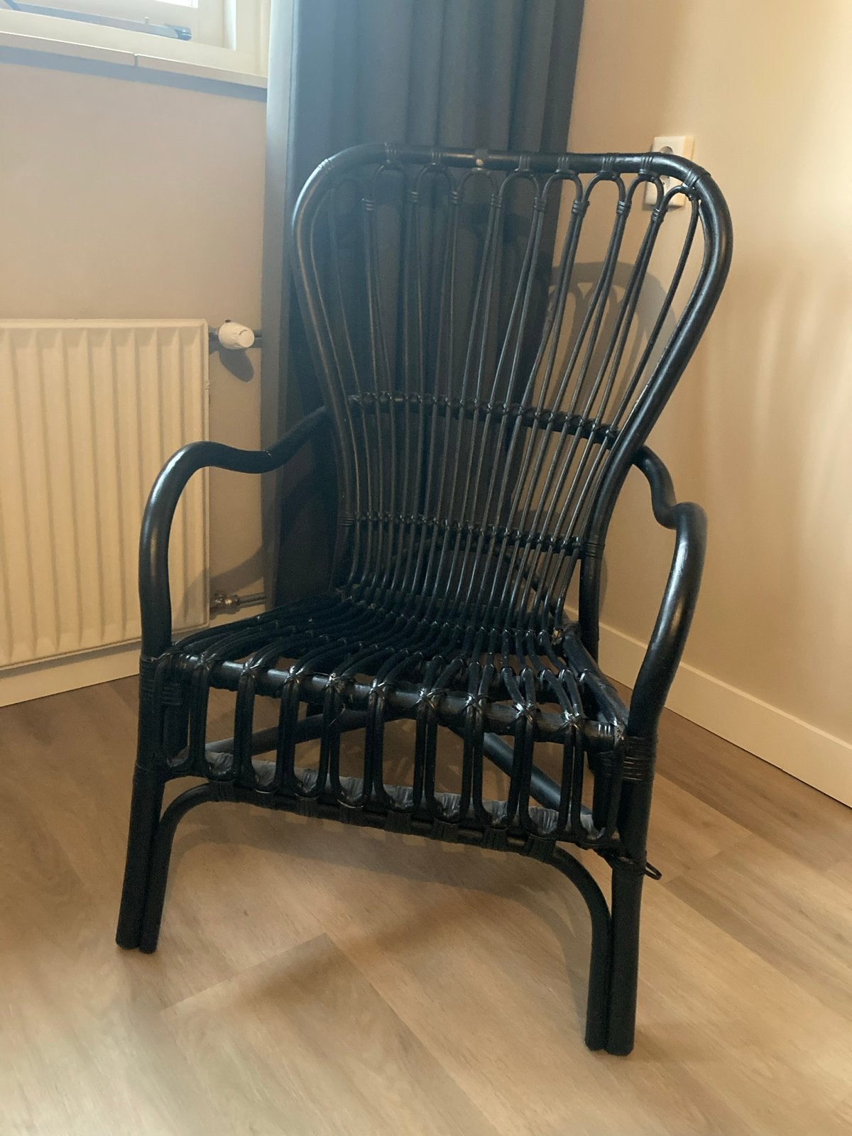 Zwarte rotan stoel IKEA, Ophalen, Gebruikt, Zwart, Riet of Rotan