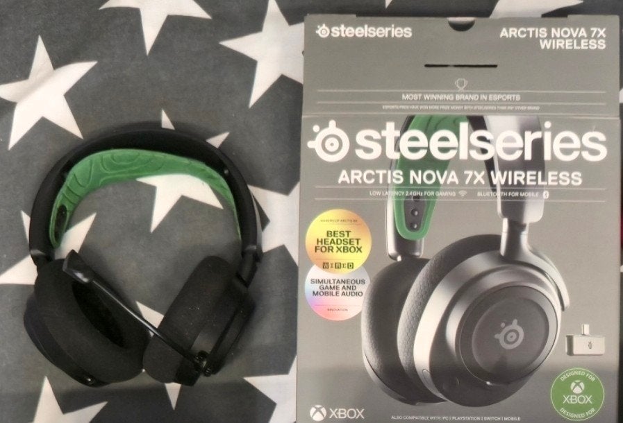 SteelSeries Arctis Nova 7X Wireless Gaming Headset, 1 speler, Ophalen of Verzenden, Zo goed als nieuw, Vanaf 12 jaar