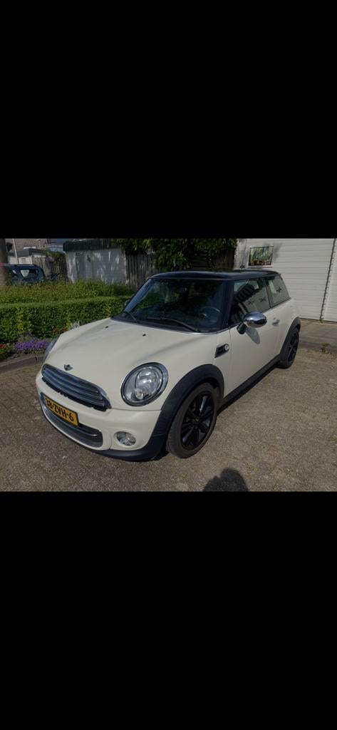 Mini 1.6 Cooper AUTOMAAT PANORAMADAK BJR 2013, 4 cilinders, 1095 kg, 4 stoelen, Origineel Nederlands