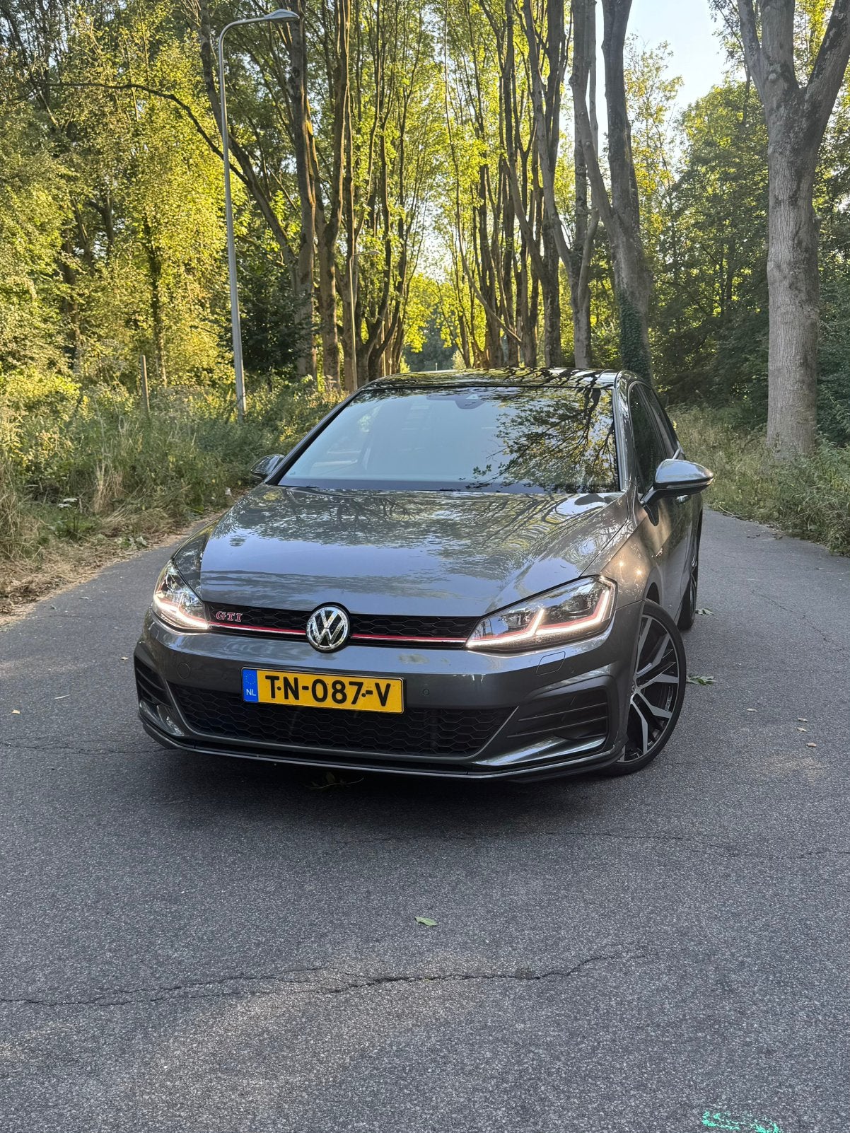 Volkswagen Golf 7.5 GTI Performance, 4 cilinders, 1984 cc, 1337 kg, 245 pk