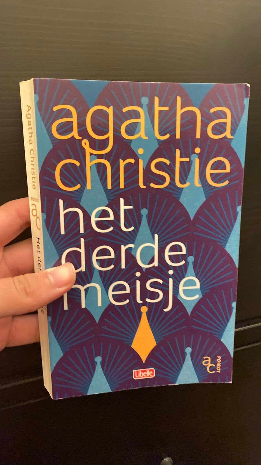 Agatha Christie - Het Derde Meisje (Paperback), Ophalen of Verzenden, Gelezen, Nederland