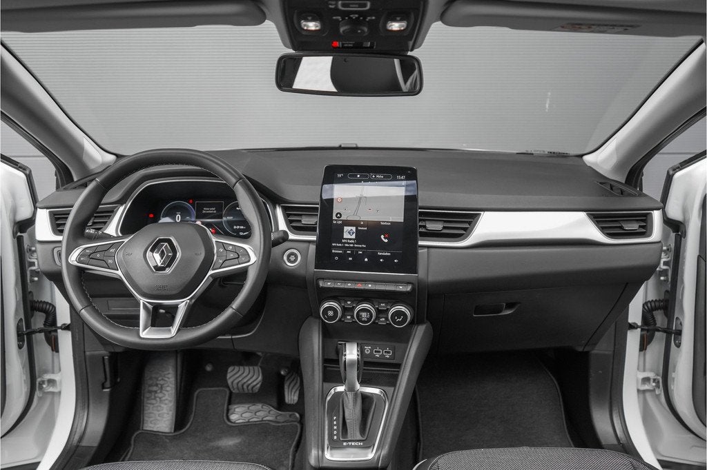 Renault Captur 1.6 E-Tech Plug-in Hybrid 160 Intens Pano Sto, 77 km/l, Gebruikt, 4 cilinders, 160 pk