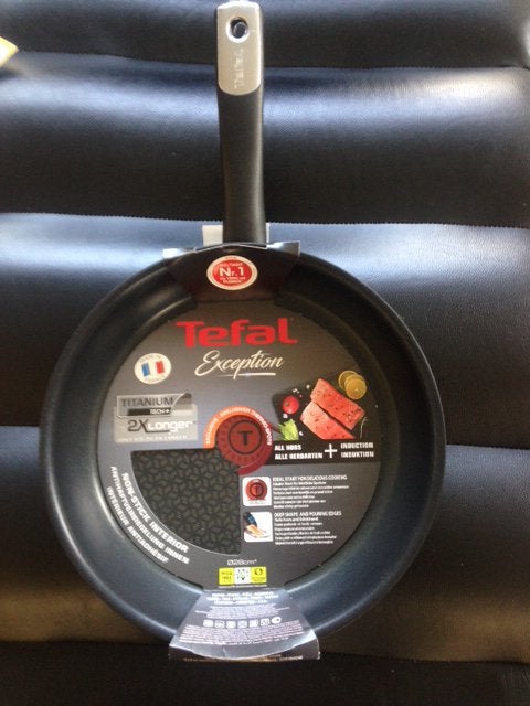 Nieuw in verpakking Tefal koekenpan 28 cm, Koekenpan, Tefal, Ophalen of Verzenden, Nieuw