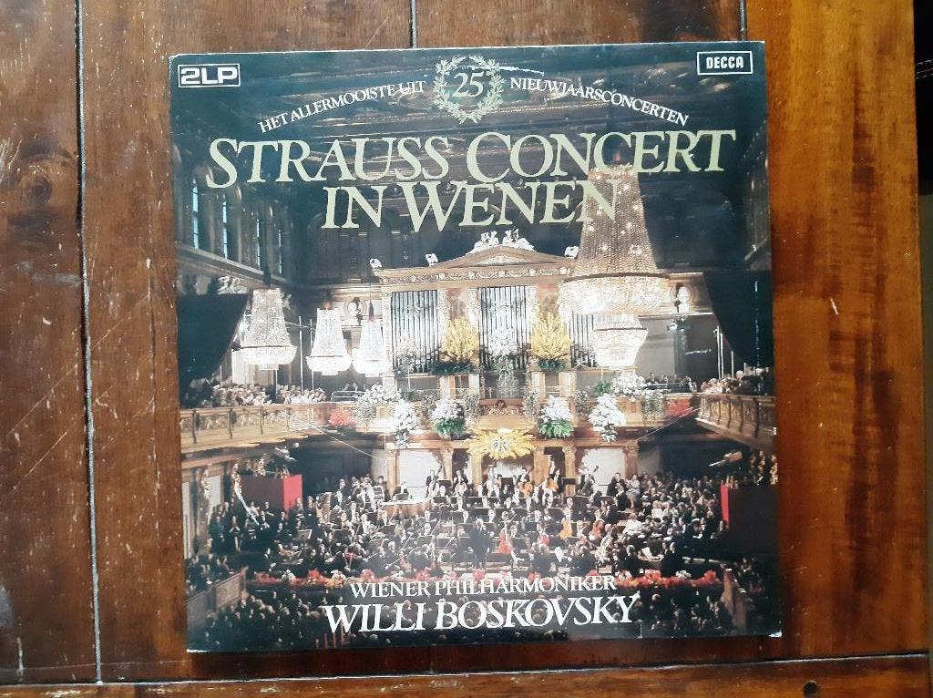 Dubbellp Wiener Philharmoniker / Strauss concert in Wenen, Cd's en Dvd's, Vinyl | Overige Vinyl, Gebruikt, Gatefold hoes, Inclusief binnenhoes
