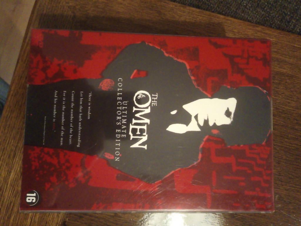 Omen. Complete set., Ophalen, Alle leeftijden, Zo goed als nieuw, Boxset