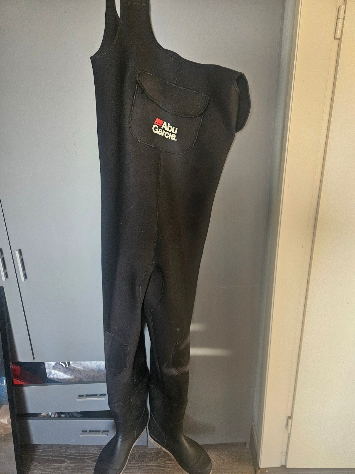 Abu Garcia Neopreen Waadpak - Schoenmaat 44/45, Watersport en Boten, Ophalen, Zo goed als nieuw, Kleding