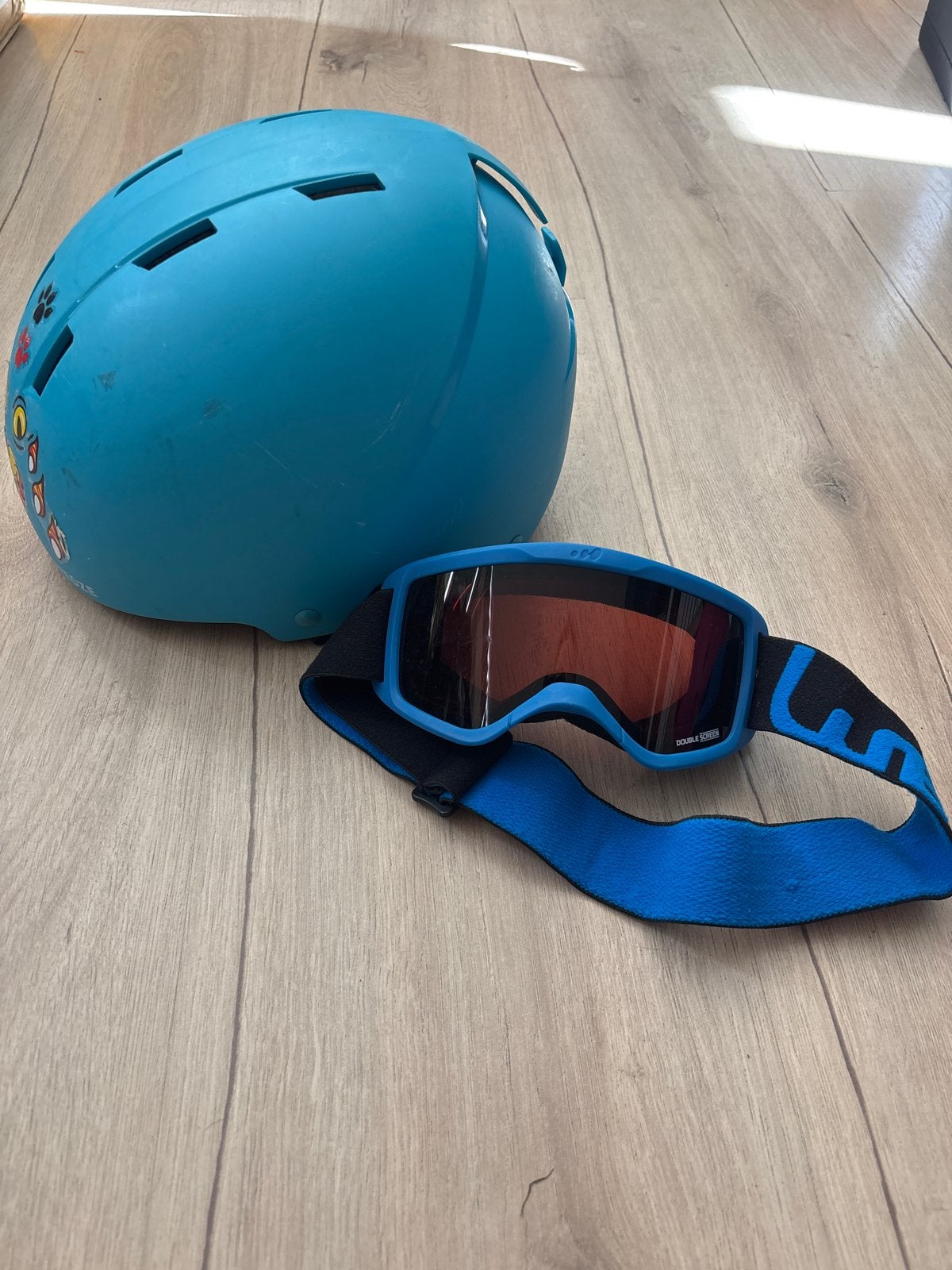 Skihelm en skibril voor kinderen - Blauw, Overige merken, Gebruikt, Overige typen, Ophalen of Verzenden