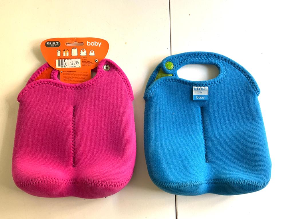 Neopreen flesjeshouder , in roze of blauw, Kinderen en Baby's, Overige Kinderen en Baby's, Verzenden, Nieuw