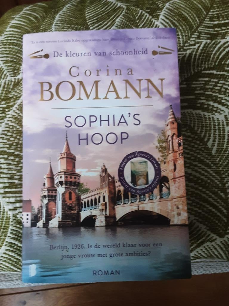 De kleuren van schoonheid - Corina Bomann (3 boeken), Boeken, Romans, Ophalen, Gelezen, Corina Bomann, Europa overig